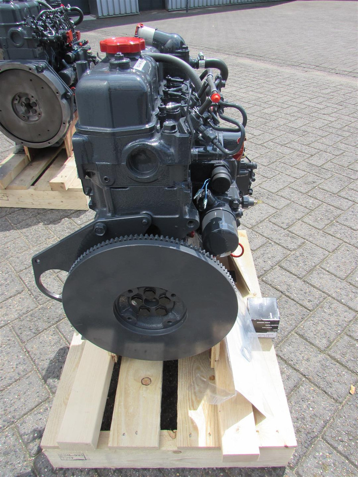 Mitsubishi RECON K3D - المحرك - لودر: صور 4 Mitsubishi RECON K3D - المحرك - لودر: صور 4