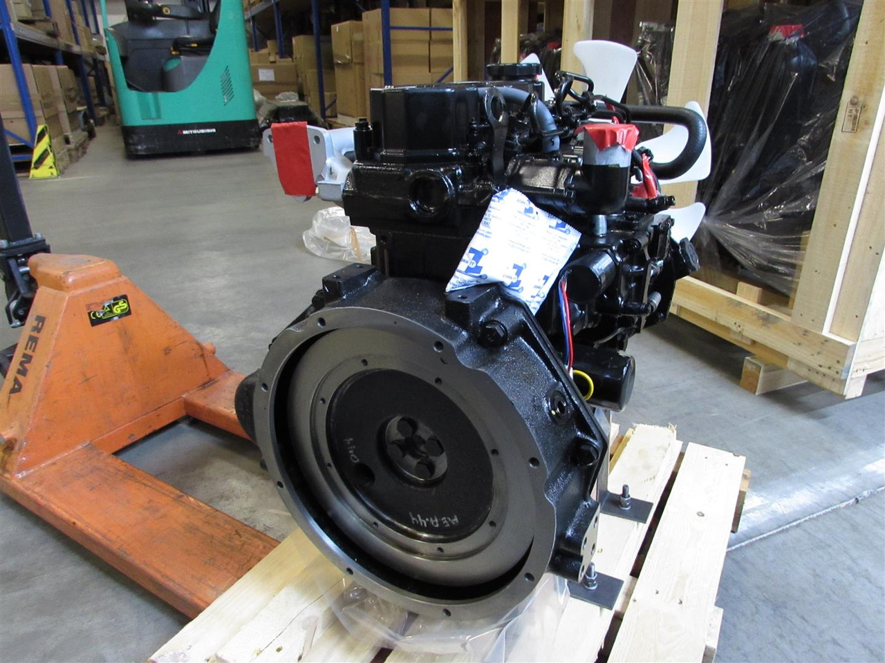 Mitsubishi S3L2-Z564KL stage 5 - المحرك - حفارة مصغرة: صور 3 Mitsubishi S3L2-Z564KL stage 5 - المحرك - حفارة مصغرة: صور 3