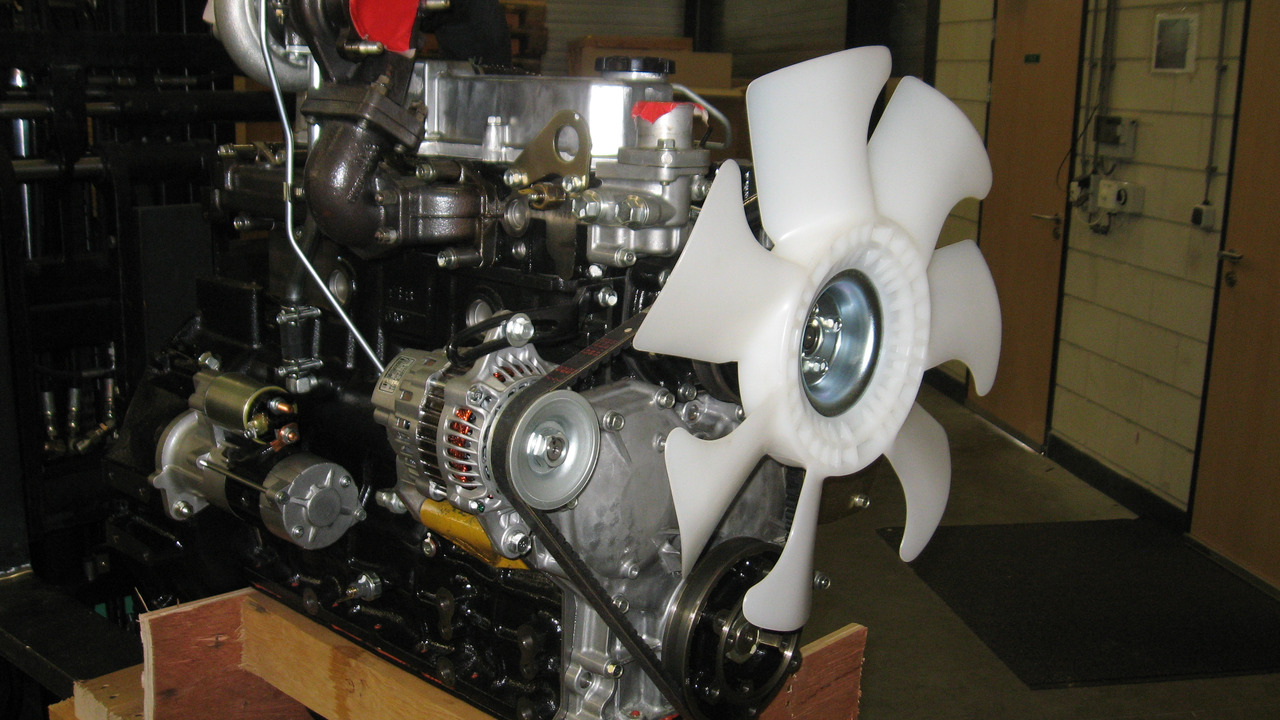 Mitsubishi S4S-Z3DT65SP 62 kW @ 2500 rpm - المحرك - لودر: صور 2 Mitsubishi S4S-Z3DT65SP 62 kW @ 2500 rpm - المحرك - لودر: صور 2