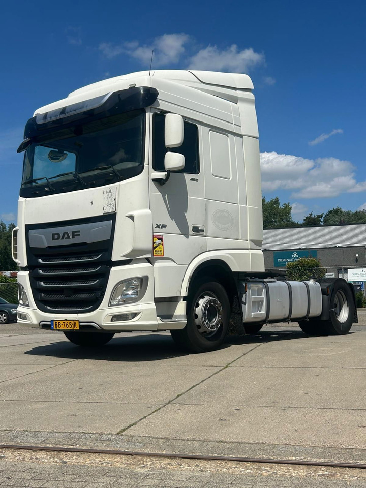 DAF XF 480 bj. 2018 / Euro 6 / Automaat/ Smart 2 tacho - شاحنة جرار: صور 3 DAF XF 480 bj. 2018 / Euro 6 / Automaat/ Smart 2 tacho - شاحنة جرار: صور 3