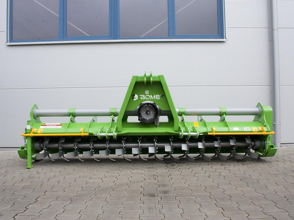 Bomet Bodenfräsen / Rotary tiller / Rotavator / Vangatrice / Desgarrador / Роторный культиватор / Glebogryzarka 3 m - محراث الدوار: صور 1 Bomet Bodenfräsen / Rotary tiller / Rotavator / Vangatrice / Desgarrador / Роторный культиватор / Glebogryzarka 3 m - محراث الدوار: صور 1