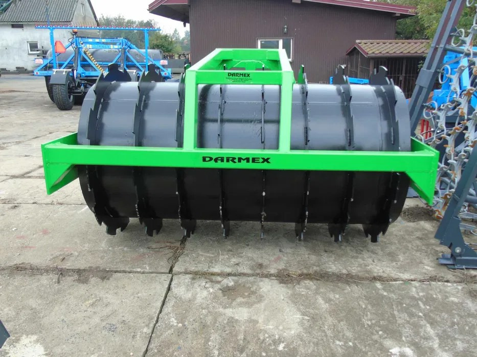 Darmex Silowalze / Silage compaction roller / Rouleau de l’ensilage / Rullo /Rodillo / Wał do gniecenia pryzm 2,2 m - محدلة (زراعي): صور 2 Darmex Silowalze / Silage compaction roller / Rouleau de l’ensilage / Rullo /Rodillo / Wał do gniecenia pryzm 2,2 m - محدلة (زراعي): صور 2