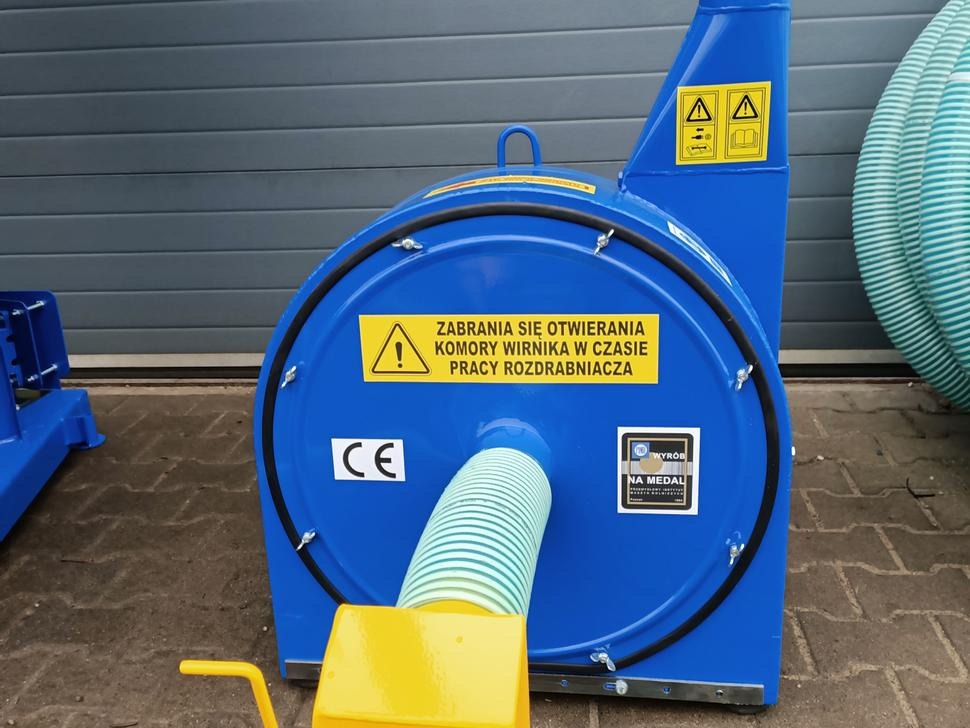 Dozamech Getreidebrecher / Grain crusher / Broyeur à grains / Trituratore / Измельчитель / Rozdrabniacz - المعدات لتربية الماشية: صور 1 Dozamech Getreidebrecher / Grain crusher / Broyeur à grains / Trituratore / Измельчитель / Rozdrabniacz - المعدات لتربية الماشية: صور 1