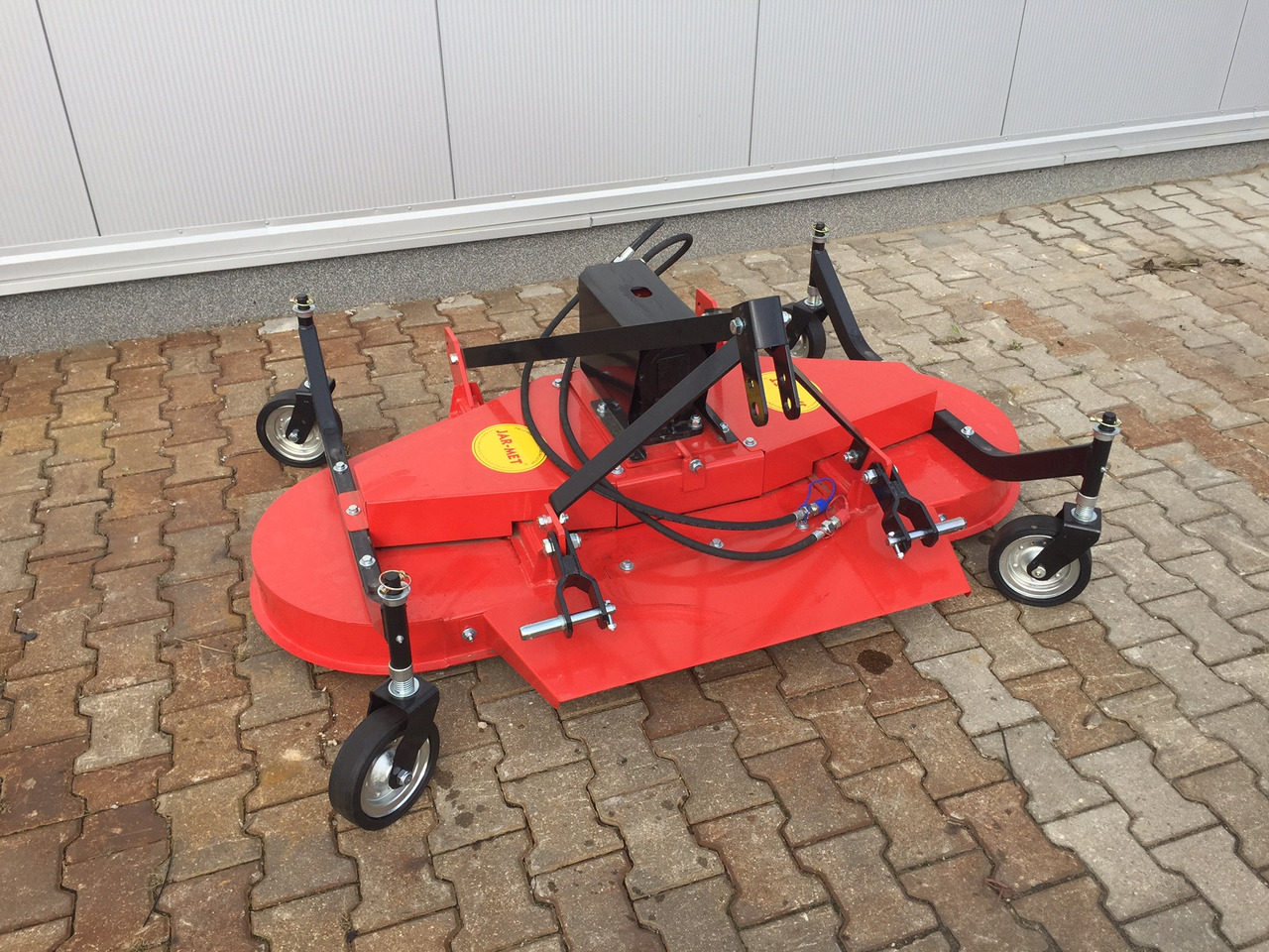 JAR-MET Orchard mower / Hochgrasmähwerk / Tondeuse verger / Kosiarka sadownicza 1,8 m - جزازة: صور 4 JAR-MET Orchard mower / Hochgrasmähwerk / Tondeuse verger / Kosiarka sadownicza 1,8 m - جزازة: صور 4