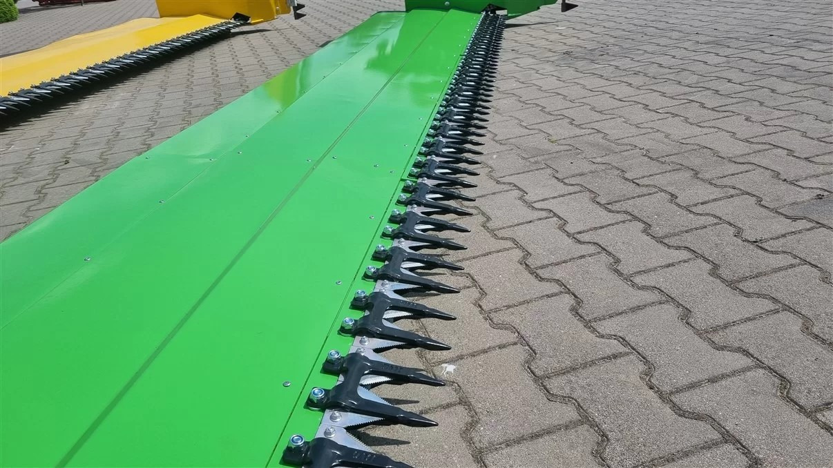 جديد منصة لحصاد السلجم Lupus Rapsvorsatz / Rape cutter / Barre de coupe à colza / Mesa de colza / Tavolo da colza / Рапсовый стол / Stół do rzepaku 6 m: صور 6