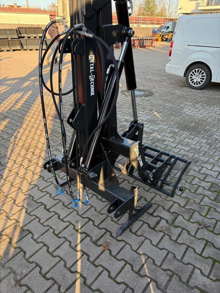 Metal-Technik Hecklader / Three-point loader / Chargeur 3 points / Cargador trasero / Caricatore posteriore / Погрузчик с задней стойкой / Ładowacz na tylny TUZ - لوادر وحفارات أمامية - جرار: صور 5 Metal-Technik Hecklader / Three-point loader / Chargeur 3 points / Cargador trasero / Caricatore posteriore / Погрузчик с задней стойкой / Ładowacz na tylny TUZ - لوادر وحفارات أمامية - جرار: صور 5