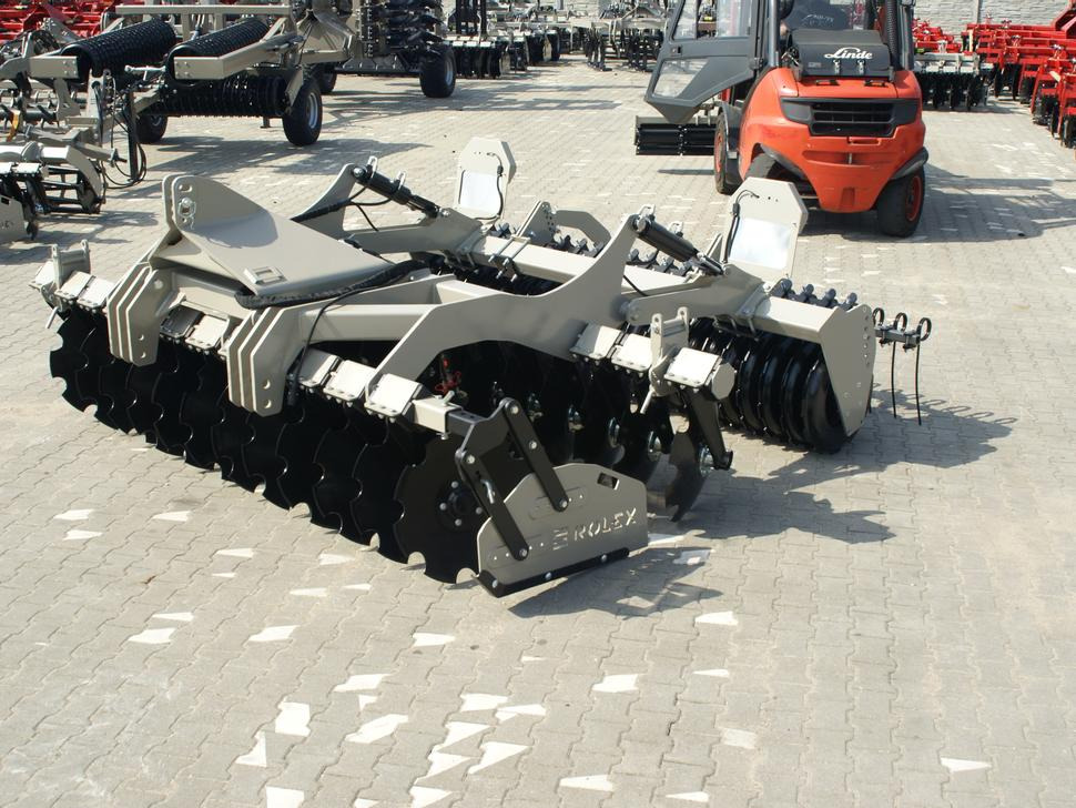 ROLEX Scheibenegge / Discs harrow / Dechaumeur à disques / Erpice a dischi / Дисковая борона / Brona talerzowa 3 m - قرص مسلفة: صور 1 ROLEX Scheibenegge / Discs harrow / Dechaumeur à disques / Erpice a dischi / Дисковая борона / Brona talerzowa 3 m - قرص مسلفة: صور 1