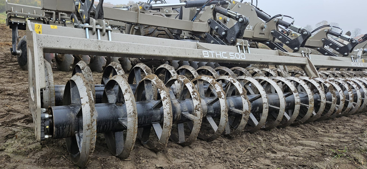 ROLEX Scheibenegge / Hydraulic discs harrow / Dechaumeur à disques / Erpice a dischi / Grada de discos / Дисковая борона / Brona talerzowa 5 m - قرص مسلفة: صور 3 ROLEX Scheibenegge / Hydraulic discs harrow / Dechaumeur à disques / Erpice a dischi / Grada de discos / Дисковая борона / Brona talerzowa 5 m - قرص مسلفة: صور 3