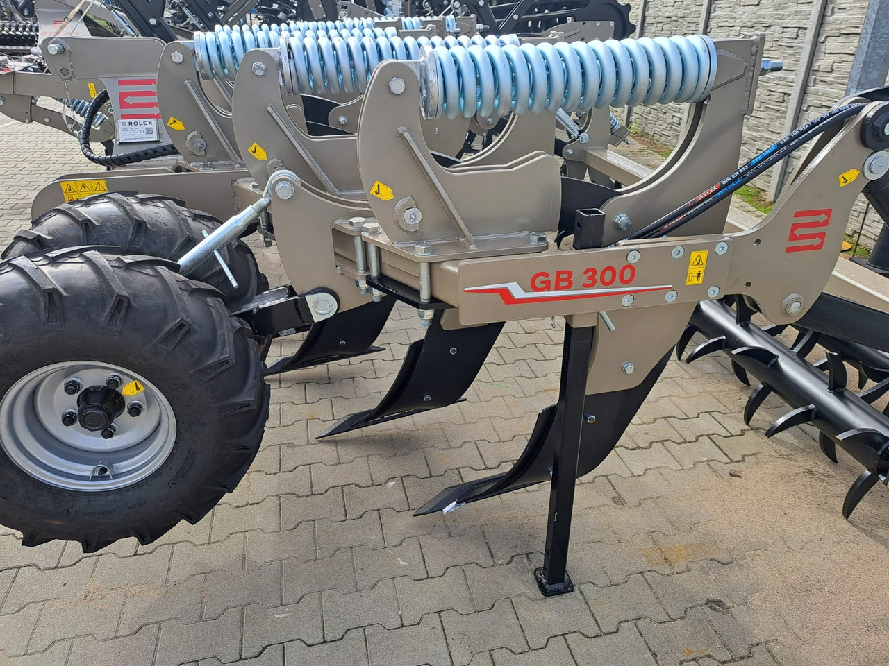 ROLEX Tiefenlockerer / Subsoiler / Décompacteur / Subsolador / Dissodatori / Глубокорыхлитель тип V / Głębosz typ V 3 m - محراث تحت التربة: صور 5 ROLEX Tiefenlockerer / Subsoiler / Décompacteur / Subsolador / Dissodatori / Глубокорыхлитель тип V / Głębosz typ V 3 m - محراث تحت التربة: صور 5