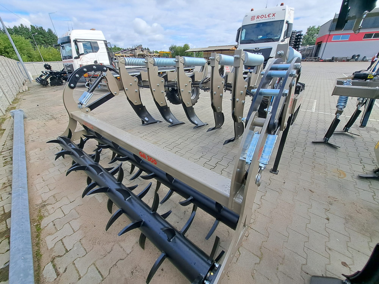 ROLEX Tiefenlockerer / Subsoiler / Décompacteur / Subsolador / Dissodatori / Глубокорыхлитель тип V / Głębosz typ V 3 m - محراث تحت التربة: صور 2 ROLEX Tiefenlockerer / Subsoiler / Décompacteur / Subsolador / Dissodatori / Глубокорыхлитель тип V / Głębosz typ V 3 m - محراث تحت التربة: صور 2