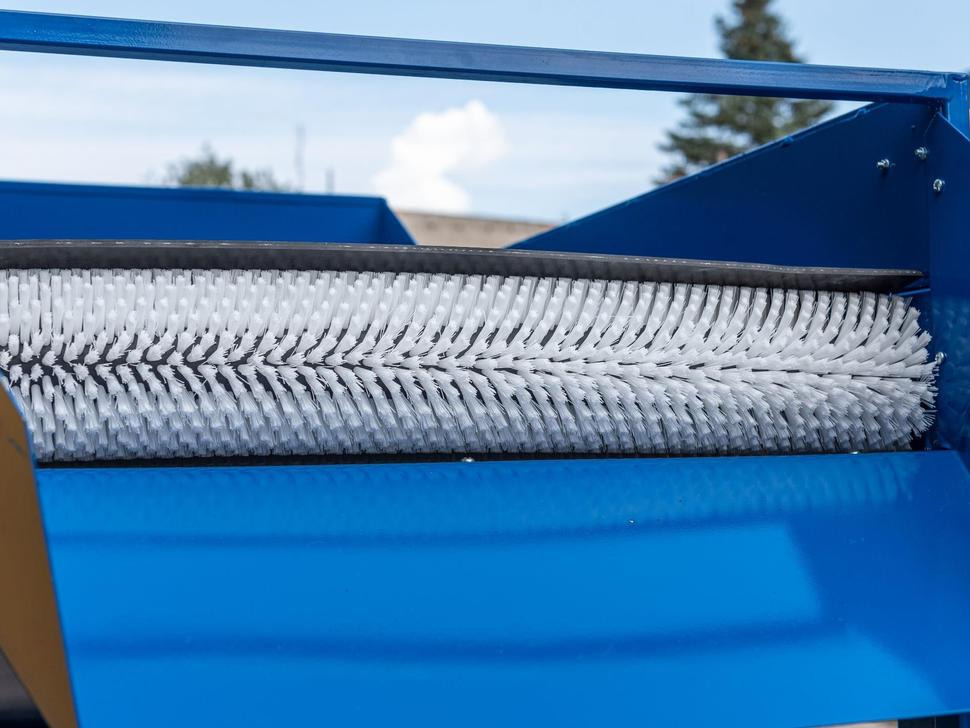 ROLMET Bürstenmaschine / Potato brush cleaner / Nettoyeuse à brosse / Pulitore a spazzole / Очиститель / Czyszczarka szczotkowa - معدات زراعة وحصاد البطاطس: صور 4 ROLMET Bürstenmaschine / Potato brush cleaner / Nettoyeuse à brosse / Pulitore a spazzole / Очиститель / Czyszczarka szczotkowa - معدات زراعة وحصاد البطاطس: صور 4