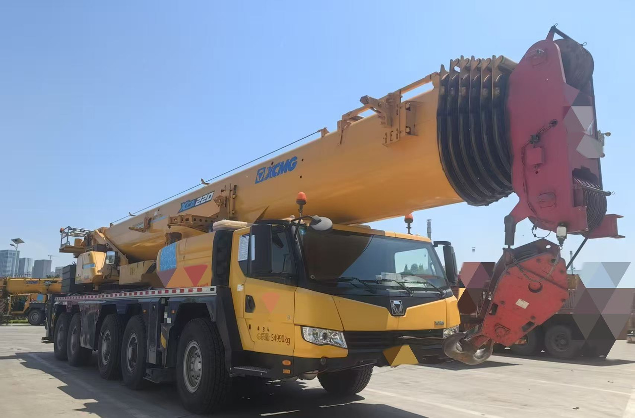 XCMG XCA130L7C - رافعة لجميع التضاريس: صور 2 XCMG XCA130L7C - رافعة لجميع التضاريس: صور 2