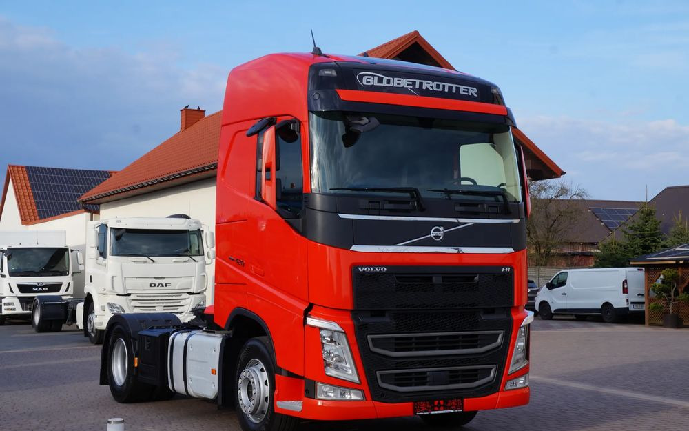 Volvo FH 4 EURO 6 GLOBETROTTER NISKI PRZEBIEG PEŁEN SERWIS - شاحنة جرار: صور 3 Volvo FH 4 EURO 6 GLOBETROTTER NISKI PRZEBIEG PEŁEN SERWIS - شاحنة جرار: صور 3