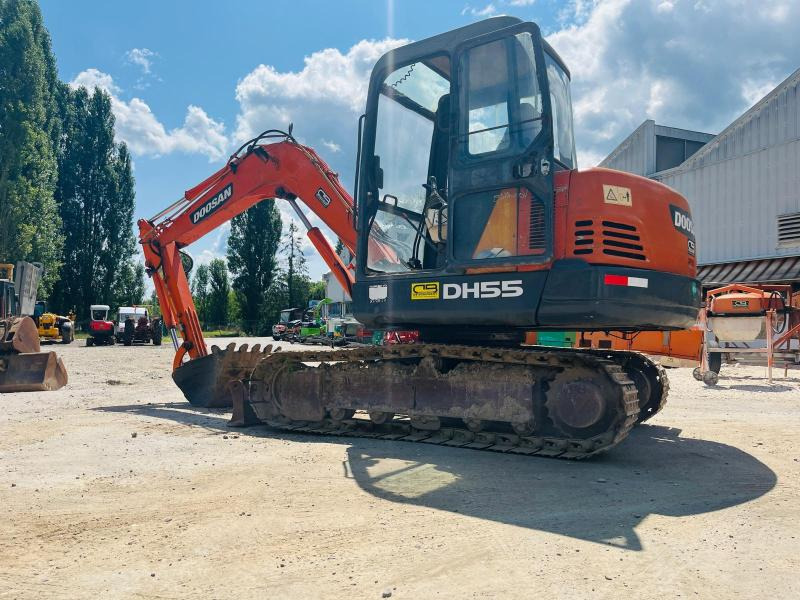DOOSAN DH55 MINI PELLE 5T - حفارة مصغرة: صور 3 DOOSAN DH55 MINI PELLE 5T - حفارة مصغرة: صور 3