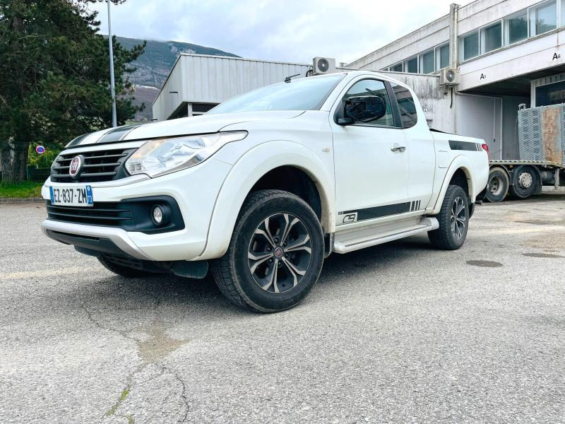 FIAT Véhicule utilitaire Pickup FULLBACK 4X4 إيجار FIAT Véhicule utilitaire Pickup FULLBACK 4X4: صور 8