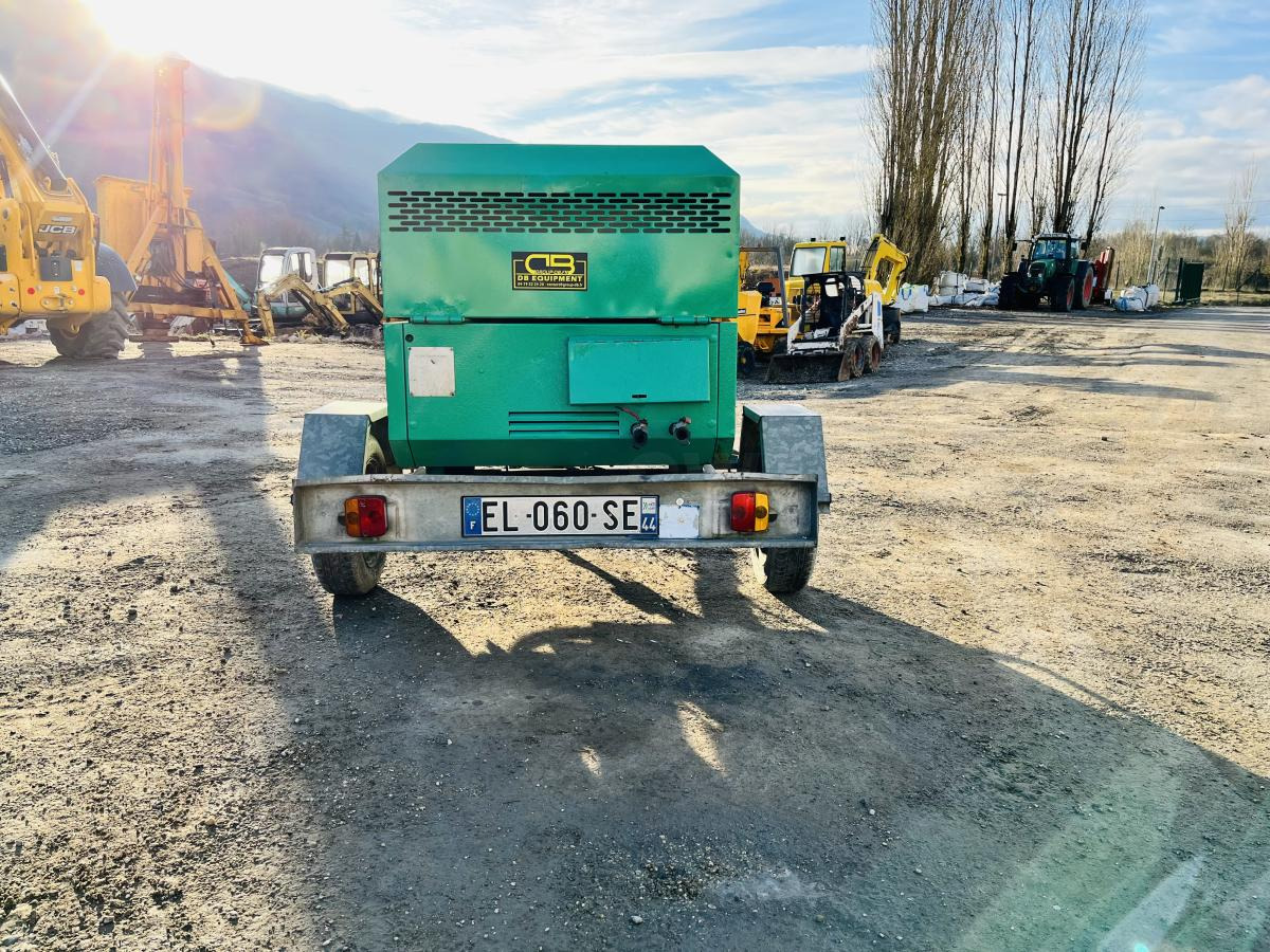 INGERSOLL-RAND Compresseur d'air sur roues P70WP - ضاغط الهواء: صور 4 INGERSOLL-RAND Compresseur d'air sur roues P70WP - ضاغط الهواء: صور 4