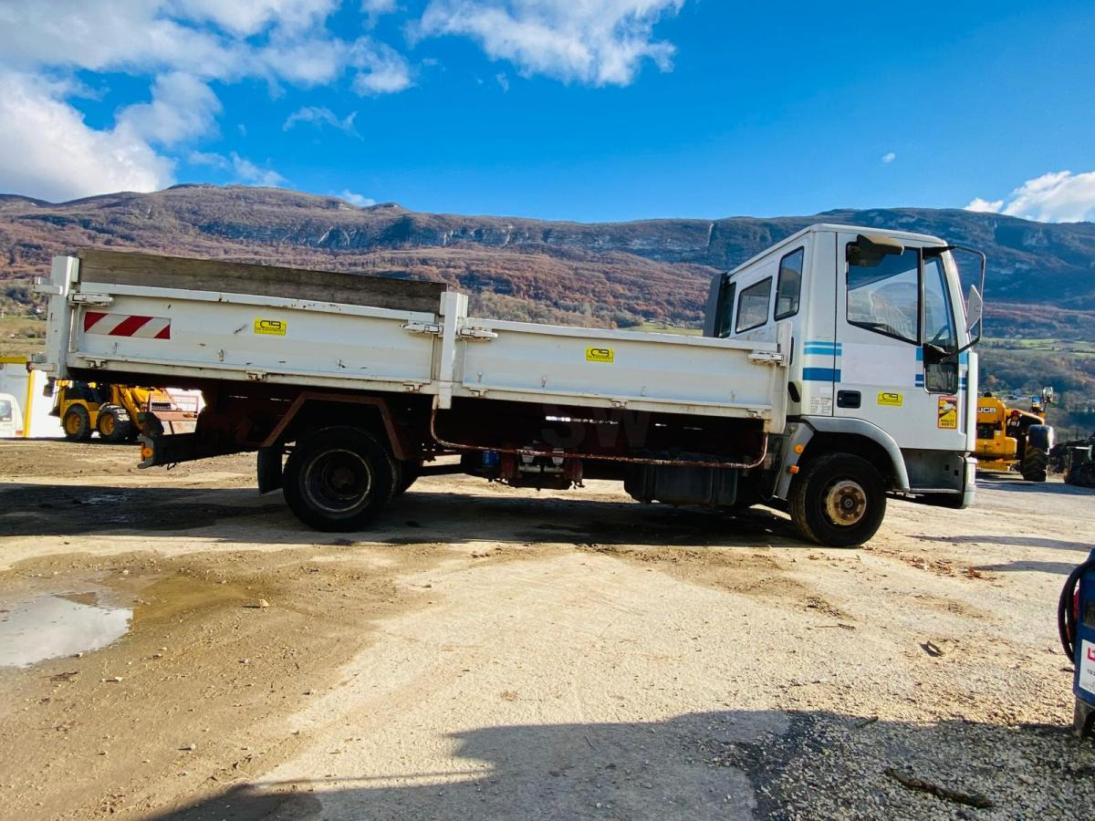 Iveco 75E14 (NET DE TVA) CAMION BENNE 7,5T - قلابات: صور 4 Iveco 75E14 (NET DE TVA) CAMION BENNE 7,5T - قلابات: صور 4