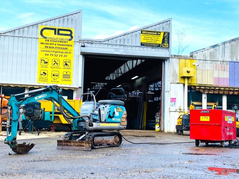 KOBELCO Mini pelle électrique SK007 - حفارة مصغرة: صور 1 KOBELCO Mini pelle électrique SK007 - حفارة مصغرة: صور 1