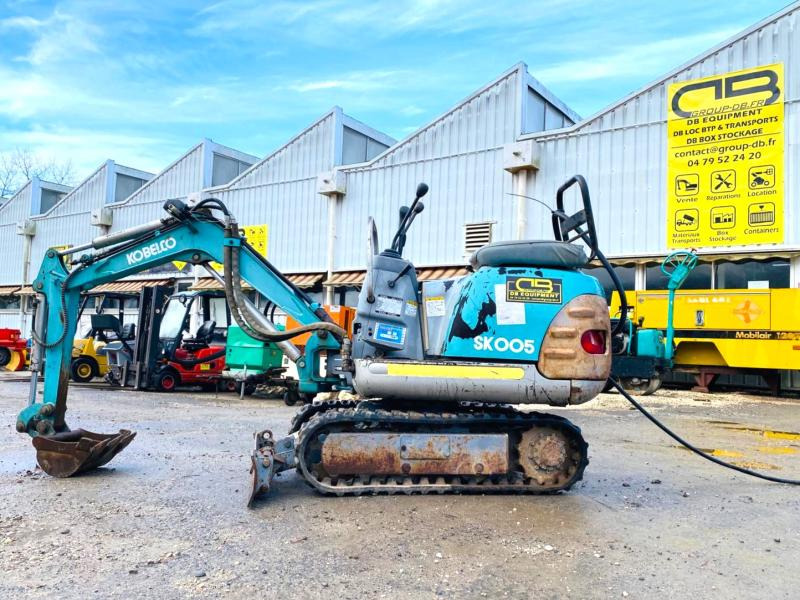 KOBELCO Mini pelle électrique SK007 - حفارة مصغرة: صور 2 KOBELCO Mini pelle électrique SK007 - حفارة مصغرة: صور 2