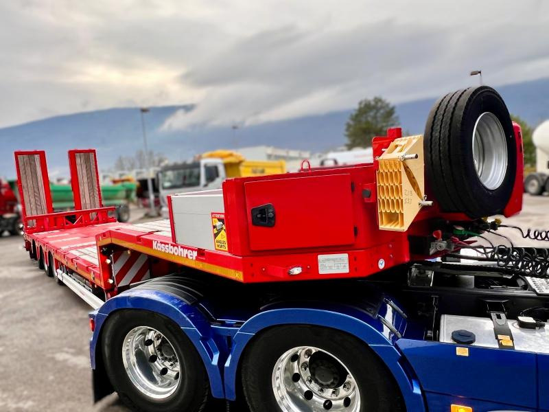 Kassbohrer SEMI REMORQUE PORTE-ENGINS 3 ESSIEUX NEUF - عربة مسطحة منخفضة نصف مقطورة: صور 2 Kassbohrer SEMI REMORQUE PORTE-ENGINS 3 ESSIEUX NEUF - عربة مسطحة منخفضة نصف مقطورة: صور 2