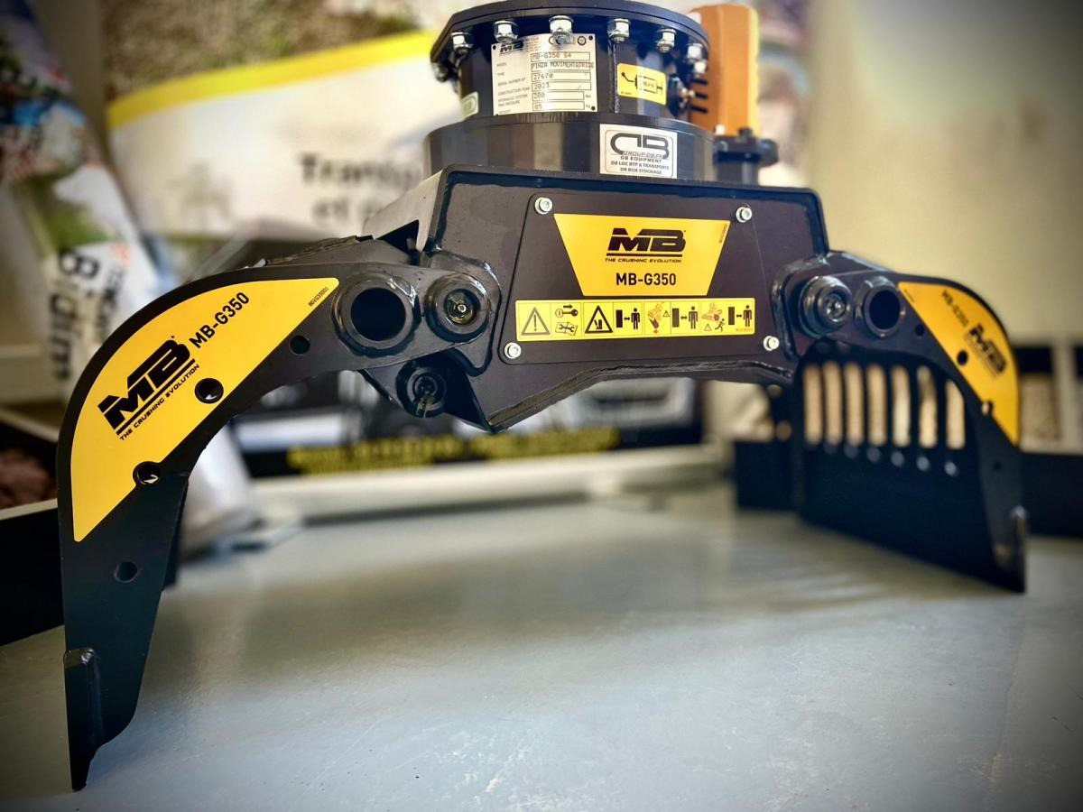 MB PINCES DE TRI POUR PELLES MB G350 / G450 / G600 - مخلبي - آلات البناء: صور 1 MB PINCES DE TRI POUR PELLES MB G350 / G450 / G600 - مخلبي - آلات البناء: صور 1