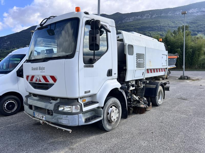 RENAULT Camion balayeur SCARAB MAJOR - سياره كنس شوارع: صور 1 RENAULT Camion balayeur SCARAB MAJOR - سياره كنس شوارع: صور 1
