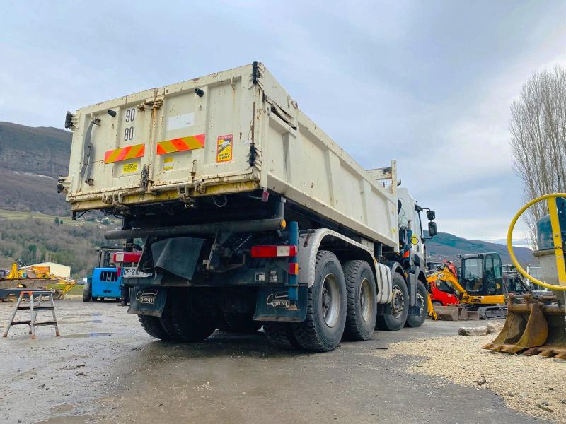 RENAULT KERAX 8x4 520 BIBENNE CIF GRUE CORMACH - قلابات, شاحنة كرين: صور 5 RENAULT KERAX 8x4 520 BIBENNE CIF GRUE CORMACH - قلابات, شاحنة كرين: صور 5