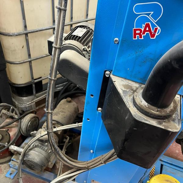 معدات الورش Ravaglioli Démonte pneus GRS926: صور 6