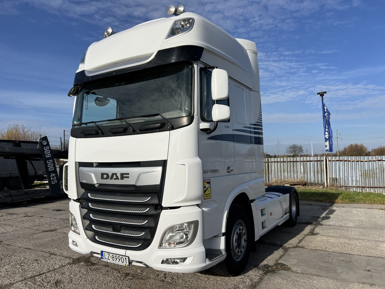 DAF XF530 - شاحنة جرار: صور 1 DAF XF530 - شاحنة جرار: صور 1