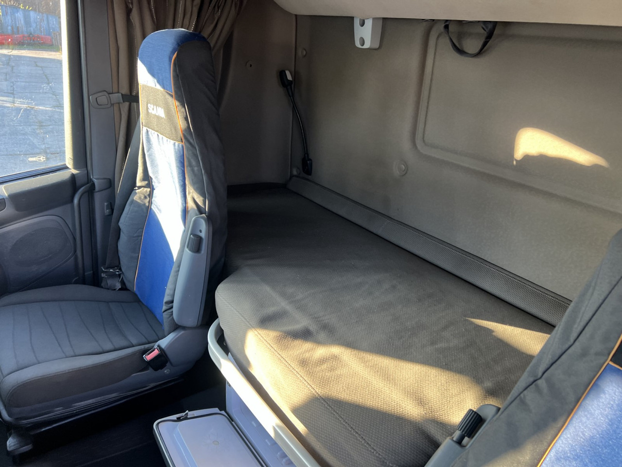 شاحنة جرار SCANIA R450: صور 24 شاحنة جرار SCANIA R450: صور 24