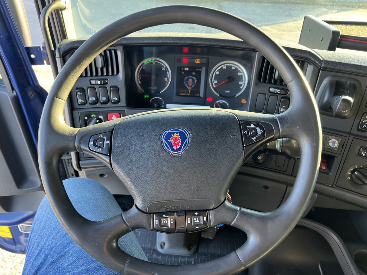 شاحنة جرار SCANIA R450: صور 20 شاحنة جرار SCANIA R450: صور 20