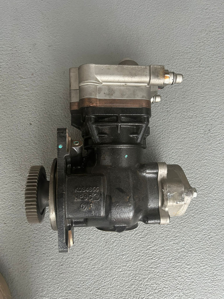 MERCEDES-BENZ KNORR-BREMSE-BENDIX- A0011304515 - ضاغط: صور 1 MERCEDES-BENZ KNORR-BREMSE-BENDIX- A0011304515 - ضاغط: صور 1
