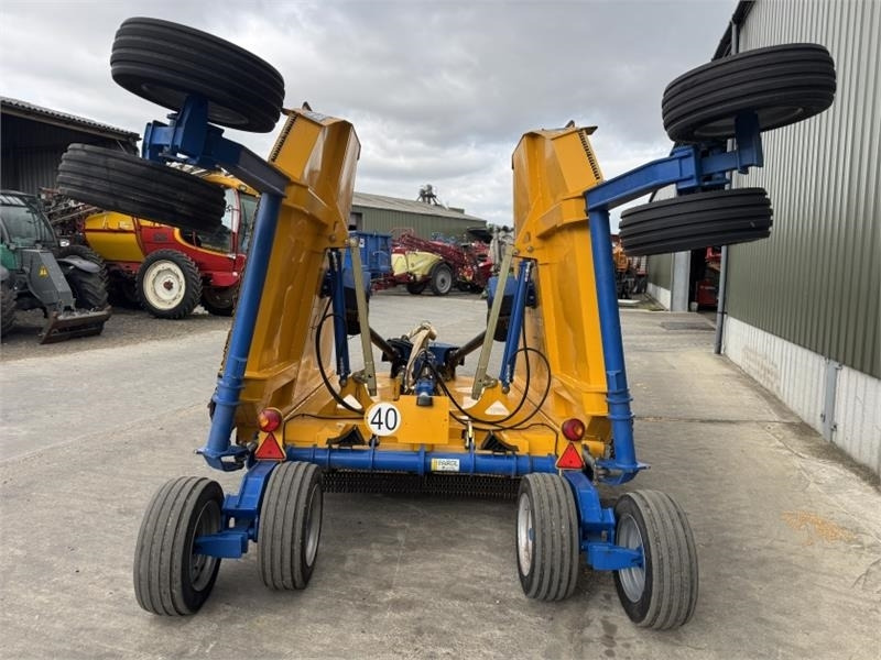 Bomford Triwing 6000 Topper - التقطيع جزازة/ ماكينات قطع الحشائش: صور 3 Bomford Triwing 6000 Topper - التقطيع جزازة/ ماكينات قطع الحشائش: صور 3