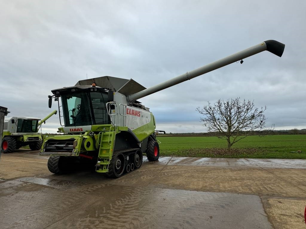 Claas Lexion 600 TT - حصادة شاملة: صور 1 Claas Lexion 600 TT - حصادة شاملة: صور 1