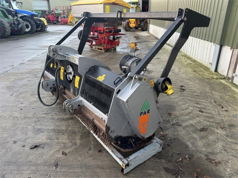 FAE FHL/DT-200 Mulcher - معدات الغابات: صور 3 FAE FHL/DT-200 Mulcher - معدات الغابات: صور 3