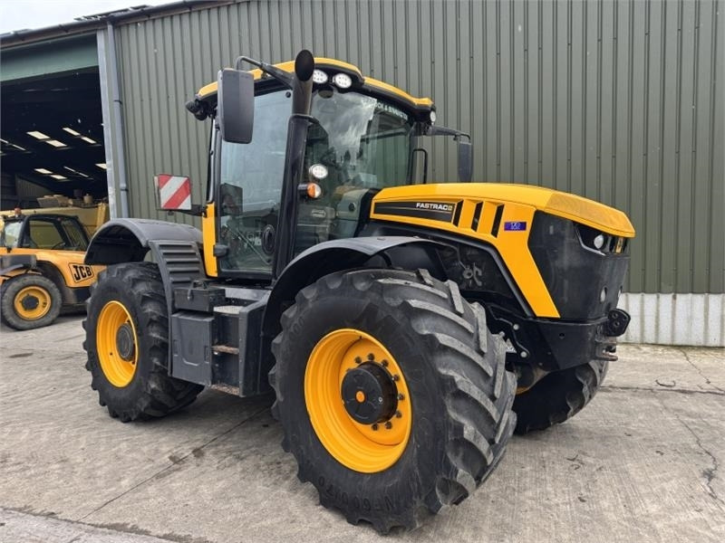 JCB Fastrac 4220 **8000 Hour Warranty** - جرار: صور 3 JCB Fastrac 4220 **8000 Hour Warranty** - جرار: صور 3