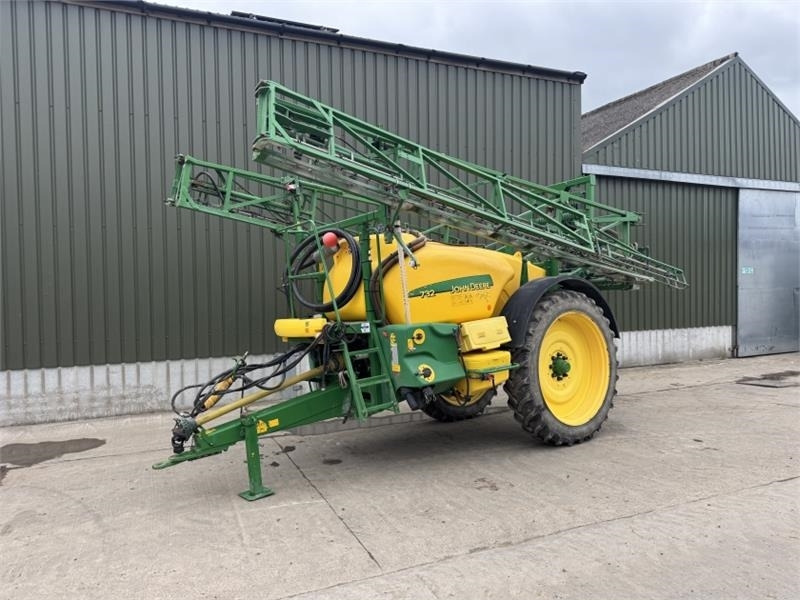John Deere 732 Trailed Sprayer - آلة الرش المعلقة: صور 1 John Deere 732 Trailed Sprayer - آلة الرش المعلقة: صور 1
