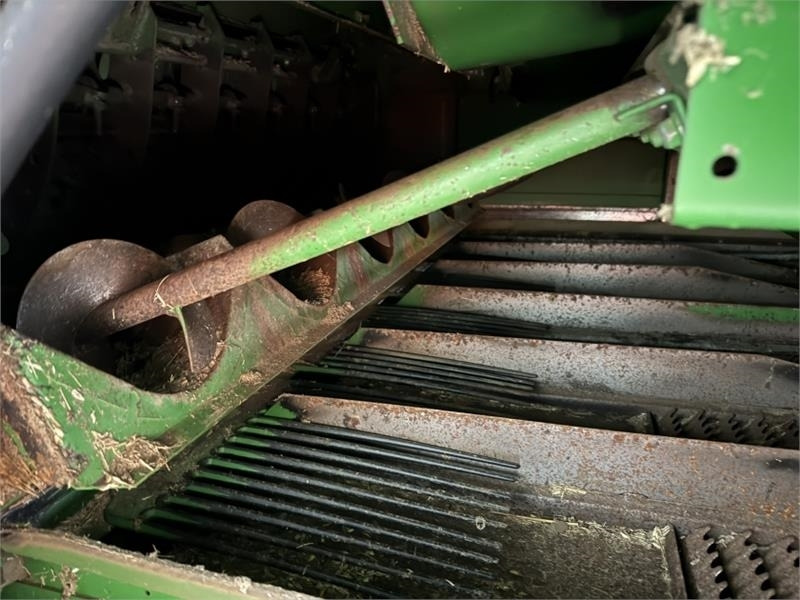 معدات آلة حصاد John Deere CTS 9780i Hillmaster c/w 625 Premium Flow Header: صور 19