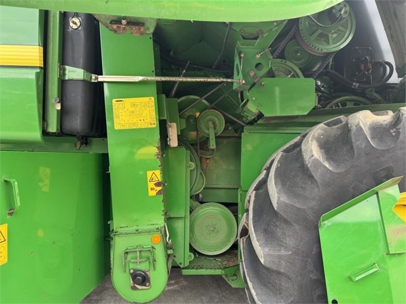 معدات آلة حصاد John Deere CTS 9780i Hillmaster c/w 625 Premium Flow Header: صور 15