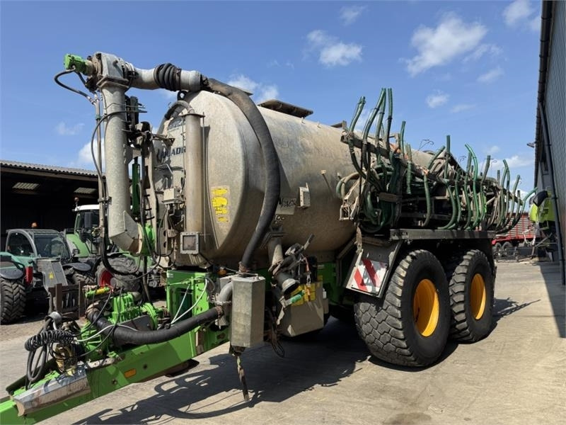 Joskin Quadra 18000 TS Slurry Tanker - صهريج السماد السائل: صور 4 Joskin Quadra 18000 TS Slurry Tanker - صهريج السماد السائل: صور 4