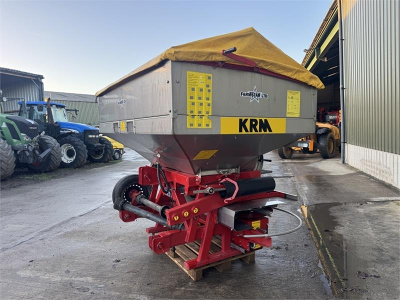 Krm F2 3000 Fert Spreader - آلة رش الأسمدة: صور 3 Krm F2 3000 Fert Spreader - آلة رش الأسمدة: صور 3