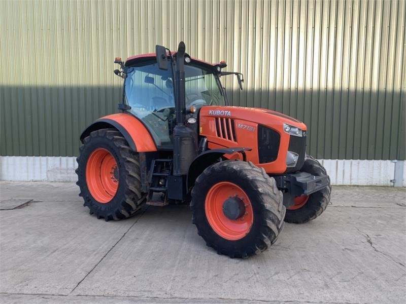 Kubota M7131  - جرار: صور 3 Kubota M7131  - جرار: صور 3