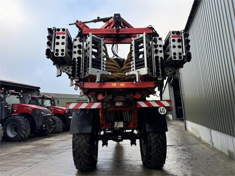 Kuhn Kuhn AGT 6036 Boom Fert Spreader - آلة رش الأسمدة: صور 3 Kuhn Kuhn AGT 6036 Boom Fert Spreader - آلة رش الأسمدة: صور 3