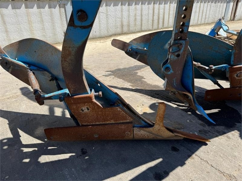 Lemken Lemken Euro Diamant 8 6+1 7 Furrow Plough - محراث: صور 4 Lemken Lemken Euro Diamant 8 6+1 7 Furrow Plough - محراث: صور 4