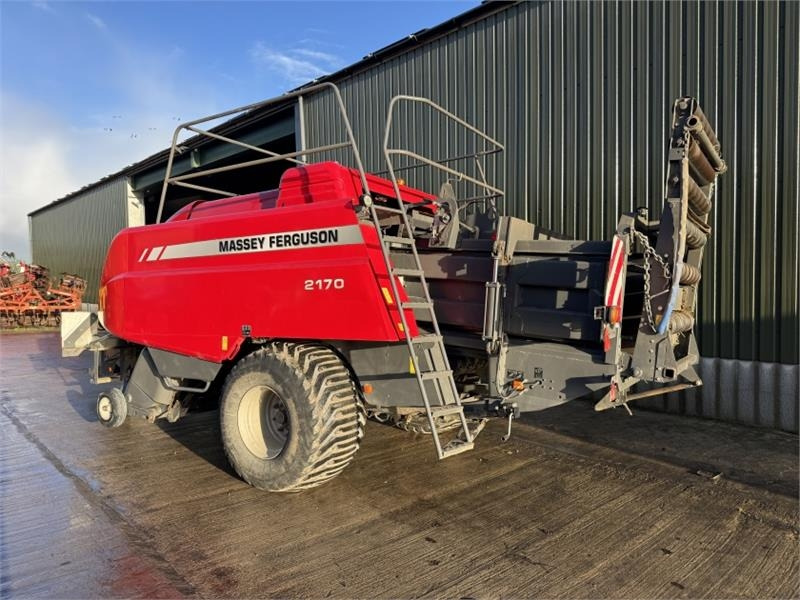 Massey Ferguson 2170 Square Baler - مكبس البالات المستطيله: صور 2 Massey Ferguson 2170 Square Baler - مكبس البالات المستطيله: صور 2
