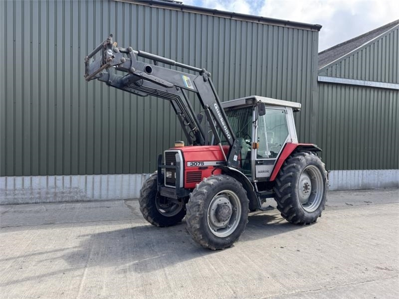 Massey Ferguson 3075 Dynashift *Low Hours* - جرار: صور 1 Massey Ferguson 3075 Dynashift *Low Hours* - جرار: صور 1