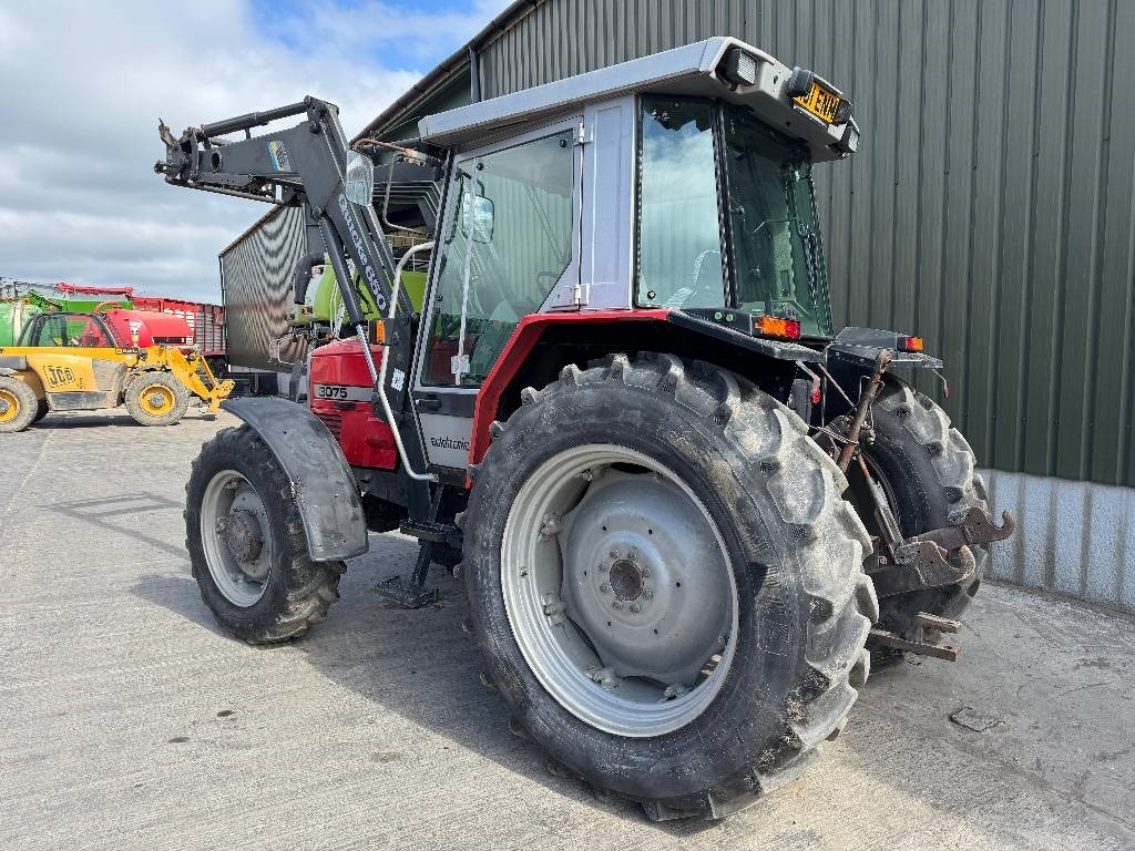 Massey Ferguson 3075 Dynashift - جرار: صور 2 Massey Ferguson 3075 Dynashift - جرار: صور 2