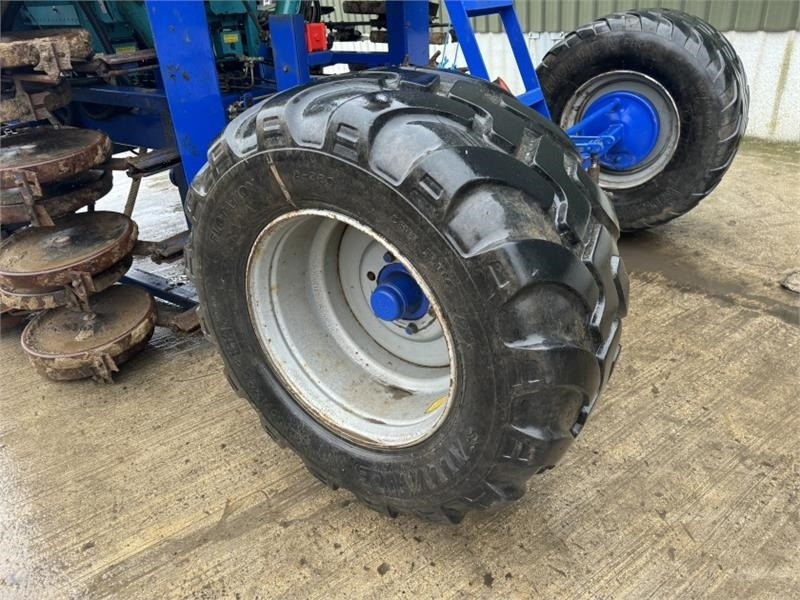 الة بذر Moore Tandem Uni-Drill 6m Moore Tandem Uni-Drill D: صور 8