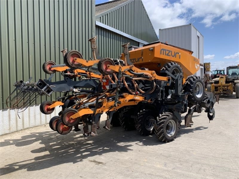 Mzuri Pro-Till 4T Drill - الة بذر: صور 3 Mzuri Pro-Till 4T Drill - الة بذر: صور 3