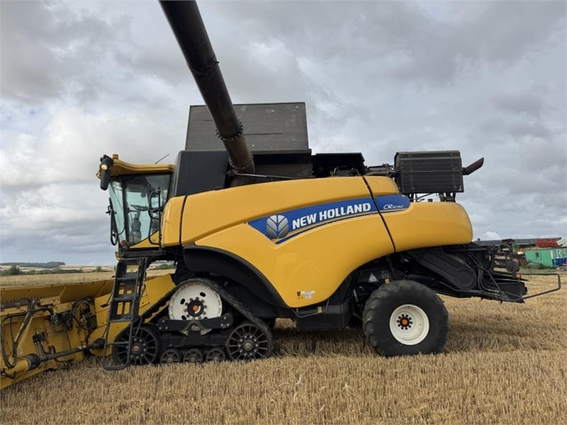 New Holland CR9090 Rotary Combine **Video Below** - معدات آلة حصاد: صور 2 New Holland CR9090 Rotary Combine **Video Below** - معدات آلة حصاد: صور 2